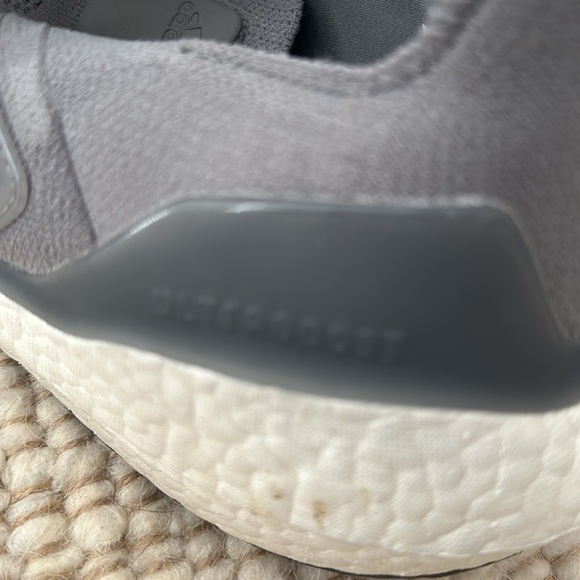 Men’s Ultraboost 22 - Picture 8 of 9